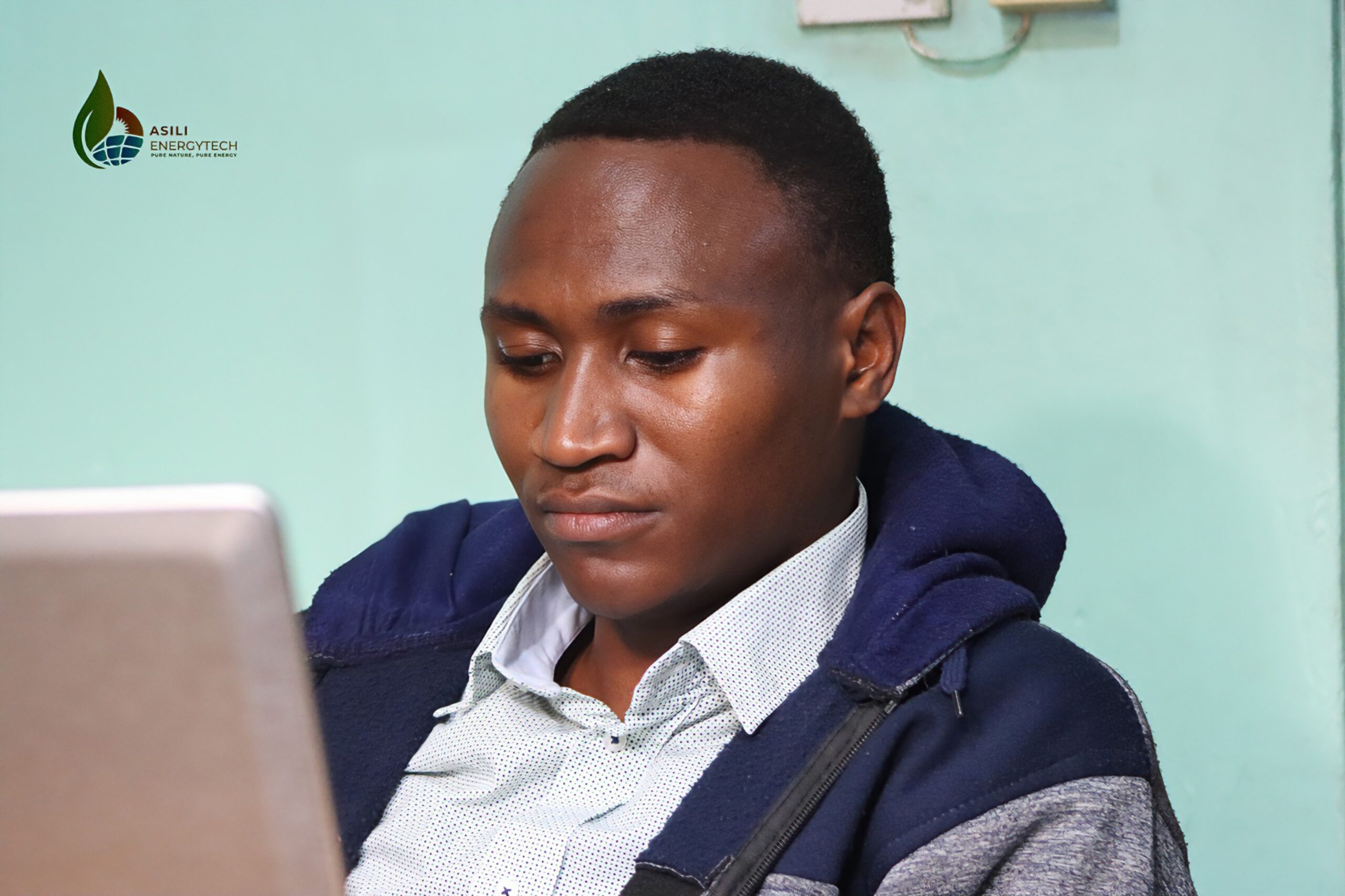 {"data":{"pictureId":"e7ee2af9fb1b43c79757c850b20027e6","appversion":"4.5.0","stickerId":"","filterId":"","infoStickerId":"","imageEffectId":"","playId":"","activityName":"","os":"android","product":"retouch","exportType":"","editType":"","alias":""},"source_type":"vicut","tiktok_developers_3p_anchor_params":"{"source_type":"vicut","client_key":"aw889s25wozf8s7e","picture_template_id":"","capability_name":"retouch_image_clear"}"}